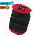 Manteau molletonné noir doublé polaire avec capuche rouge | Petit chien : Taille:S - Dos 22 à 25 cm. Chien 2 kg.