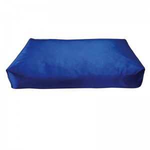 Matelas imperméable rectangulaire bleu